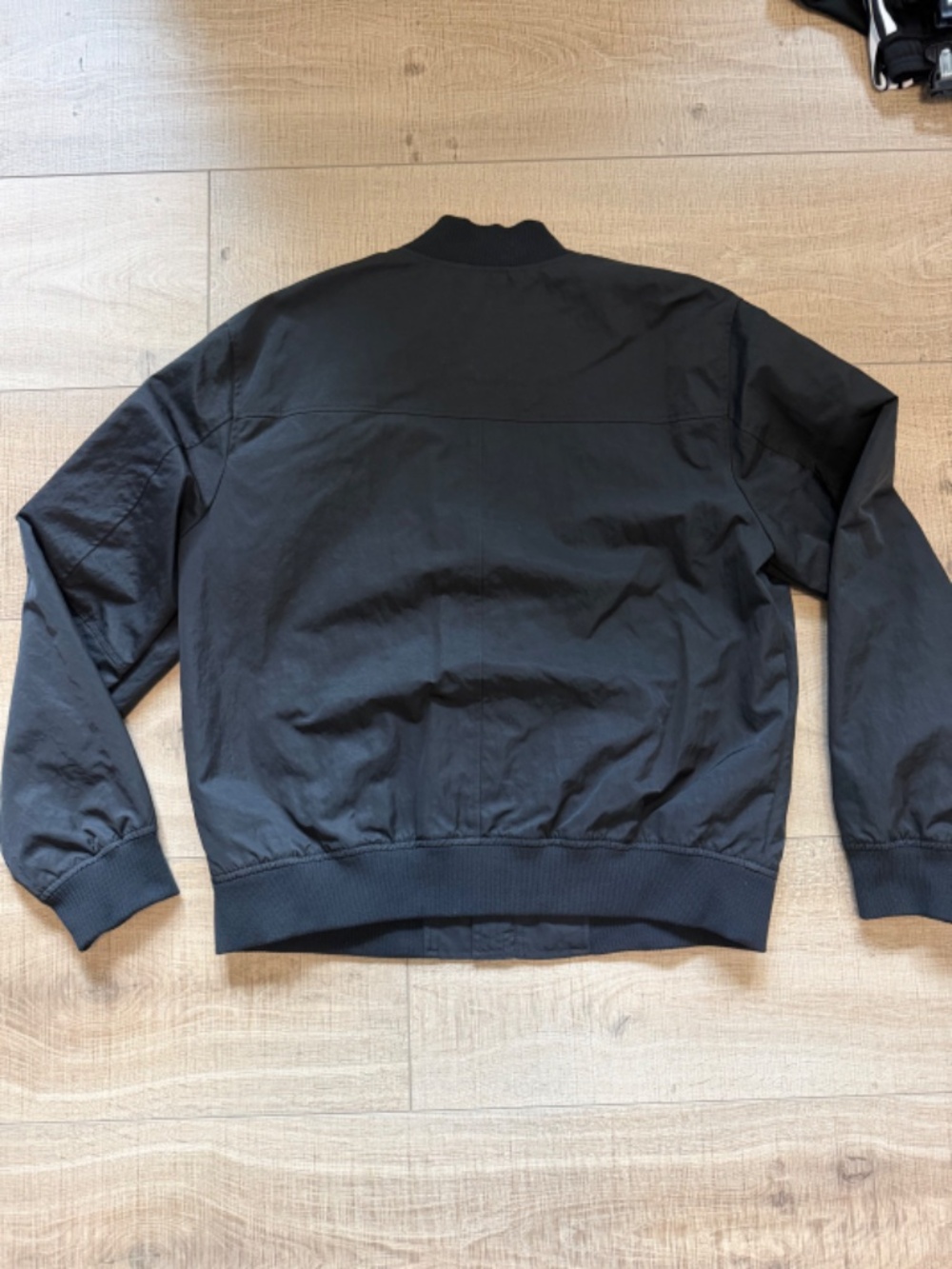 Banana Republic Nylon Bomber Jacket Black Full Zip Flight Jacket Men's Size Larg - Picture 2 of 3